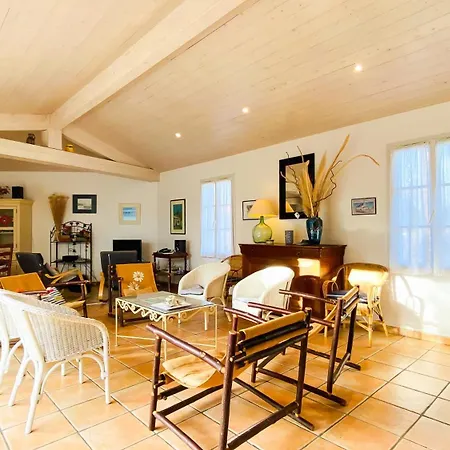 Maison Familiale En Plein Coeur De Sur